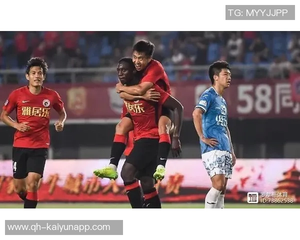 弹指二十载风云变幻卡森退役与2005年伊斯坦布尔之夜球员的告别之路